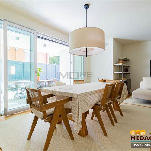 SOGGIORNO CON ACCESSO AL TERRAZZO 