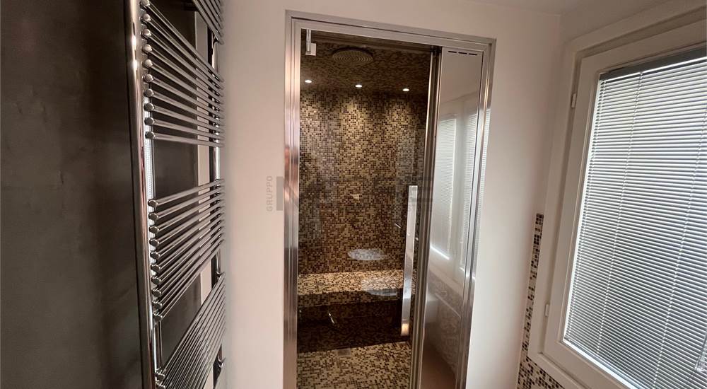BAGNO CON 1 CON SAUNA