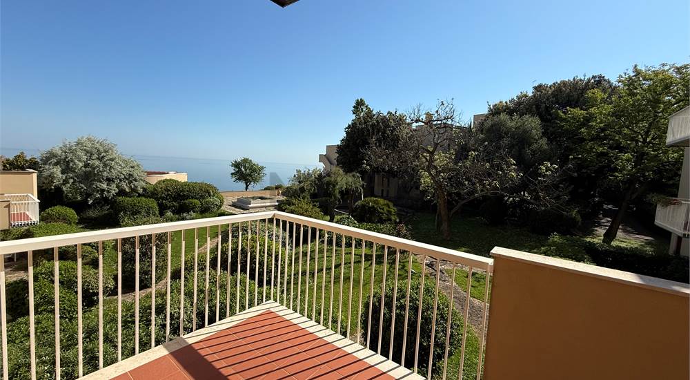 PART. AFFACCI TERRAZZINO