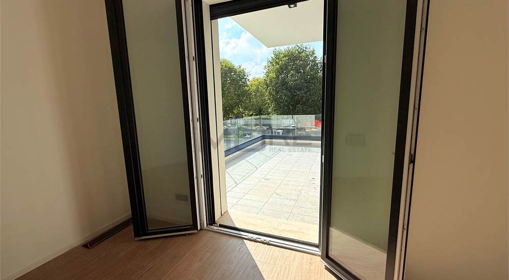 CAMERA MATRIMONIALE 1 (con terrazzo)