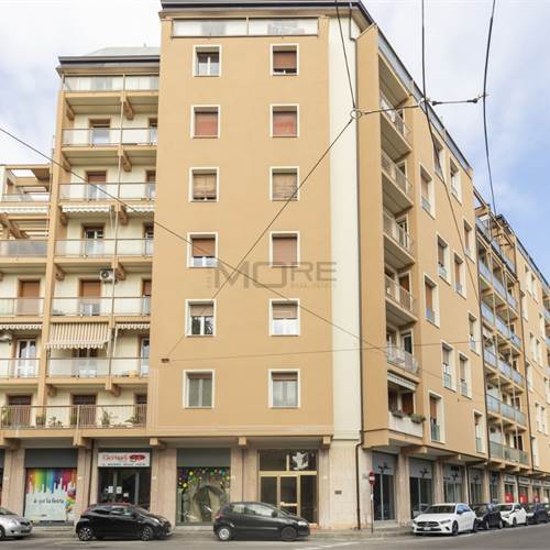 CONCOMINIO DA VIALE SIGONIO