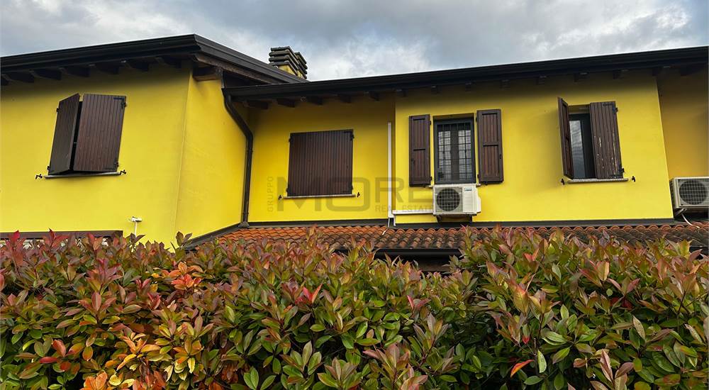 ESTERNO CASA SUD OVEST