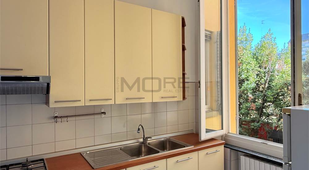 CUCINA SEMIABITABILE 