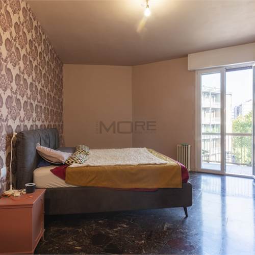 CAMERA MATRIMONIALE GRANDE