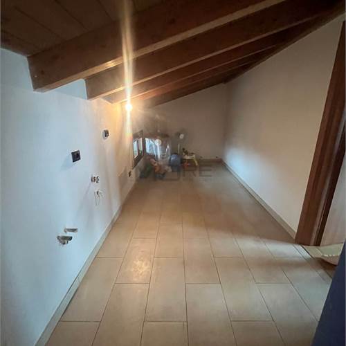 VANO TECNICO/RIPOSTIGLIO