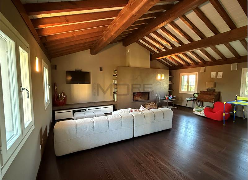 Villa in vendita a Modena (Tre Olmi), Località Freto