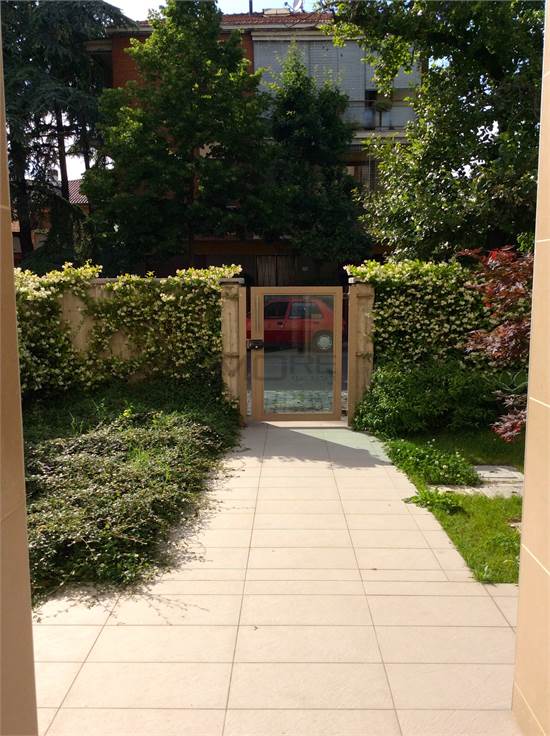 INGRESSO PALAZZINA