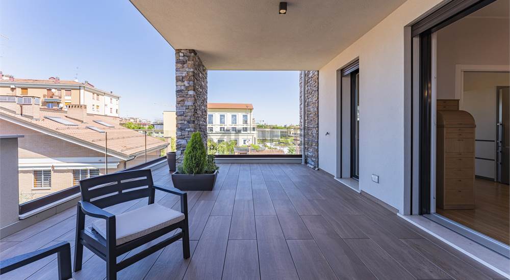 TERRAZZO 