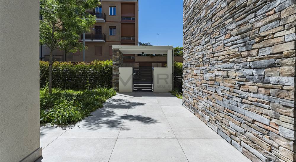 INGRESSO CONDOMINIALE 