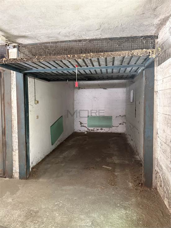 GARAGE 1