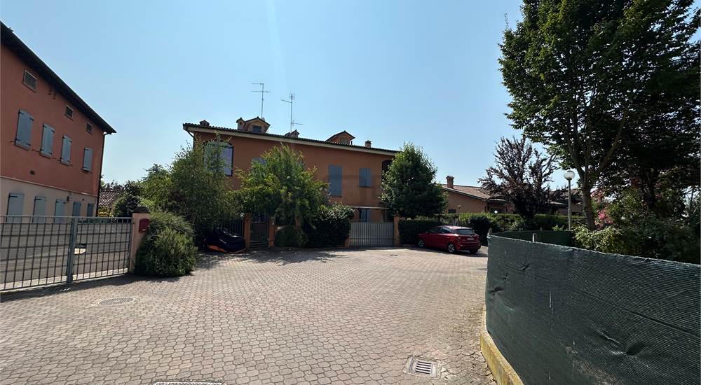 Esterno