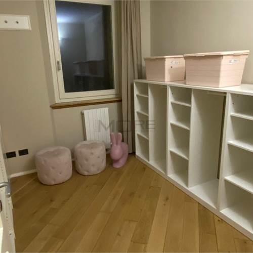 SECONDA CAMERA / STUDIO