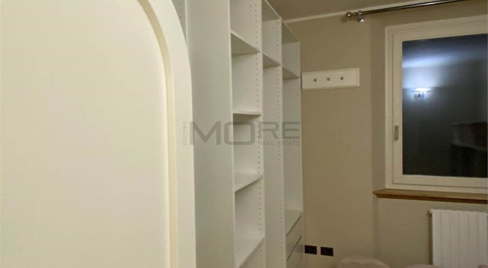 SECONDA CAMERA / STUDIO