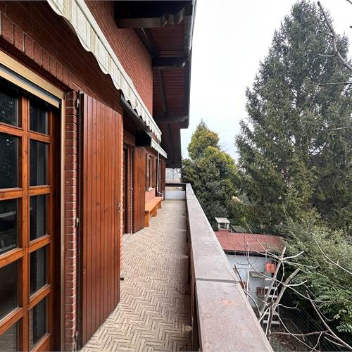 BALCONE CAMERE AD EST