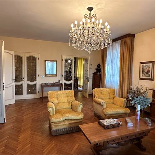 SALONE