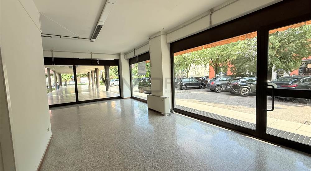 INTERNO