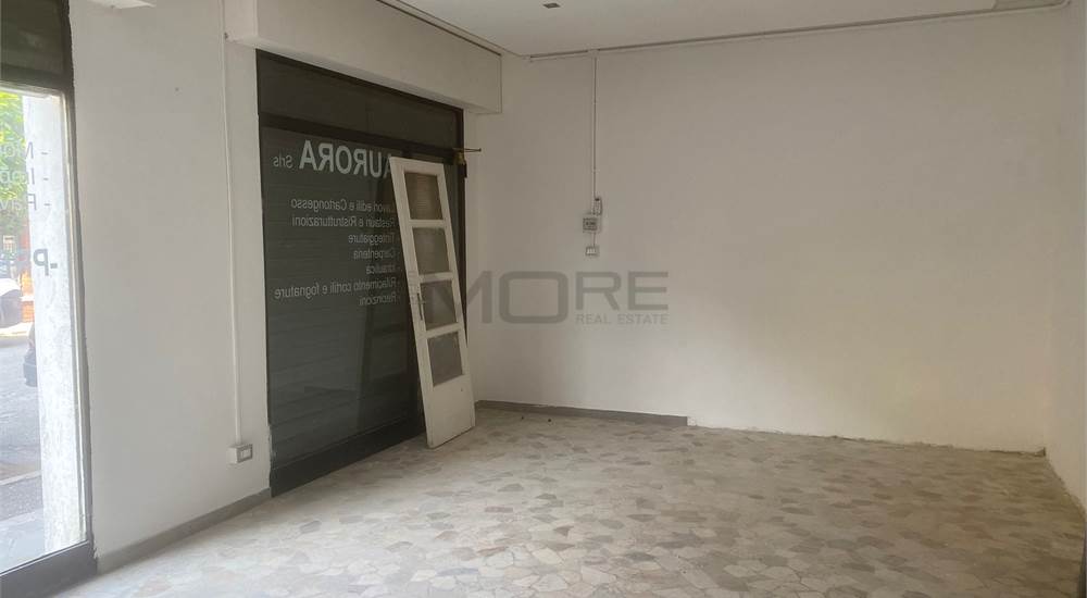 INTERNO