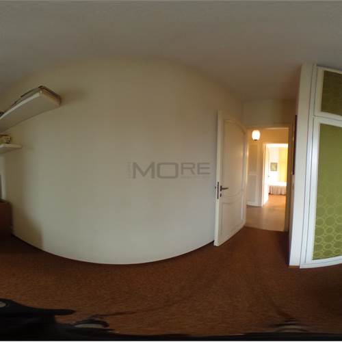 CAMERA 2