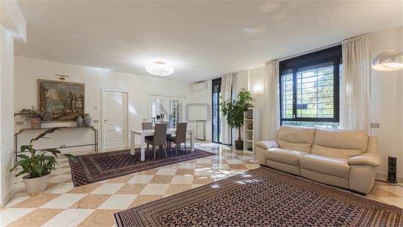 Appartamento in vendita a Modena (Villaggio Zeta), Via Delle Costellazioni