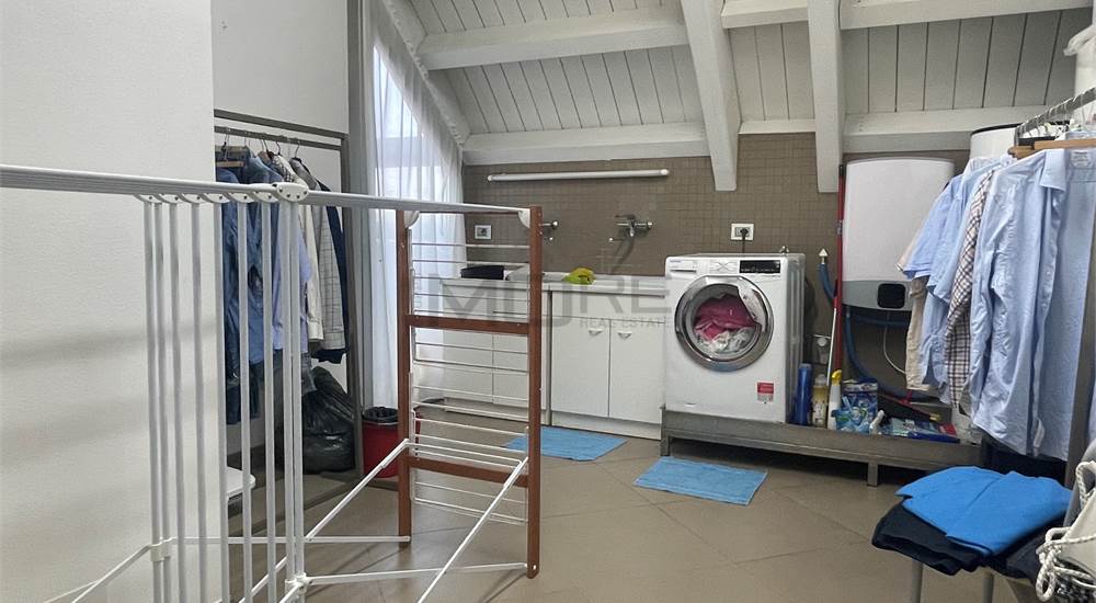 LAVANDERIA/STANZA STIRO