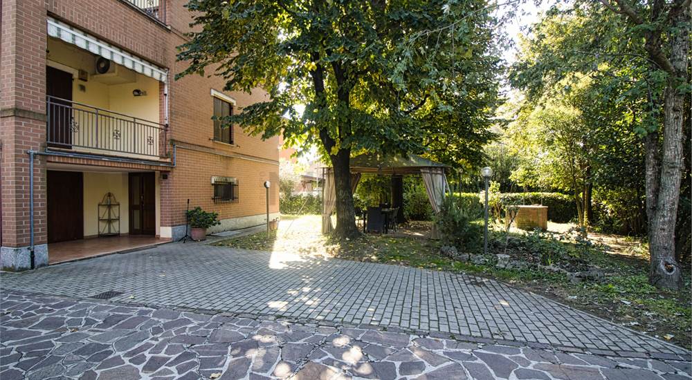 INGRESSO GIARDINO