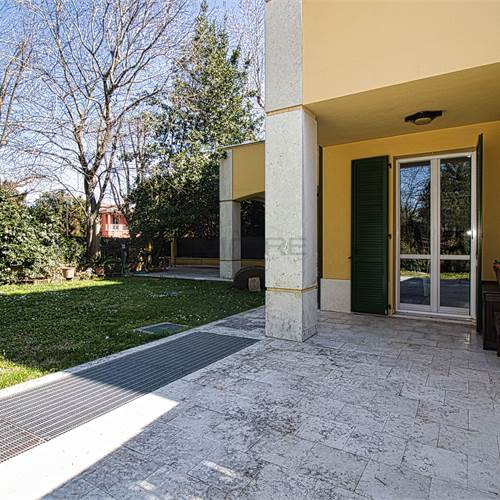 PORTICO