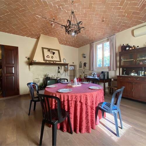 ALTRO FABBRICATO ADIACENTE