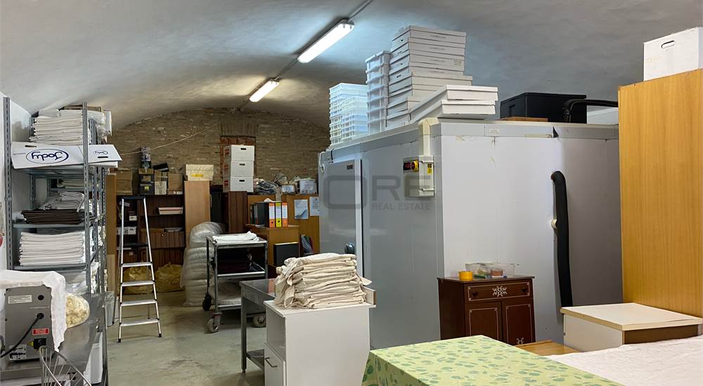 ALTRO FABBRICATO ADIACENTE