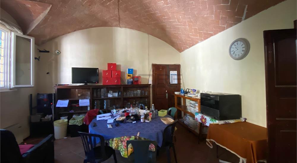 ALTRO FABBRICATO ADIACENTE