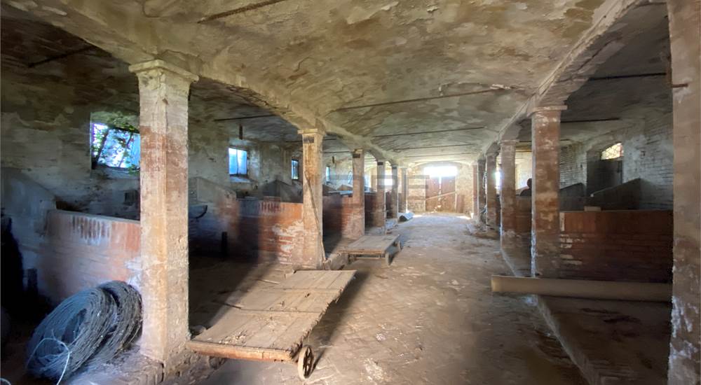 ED 2 - INTERNO STALLA