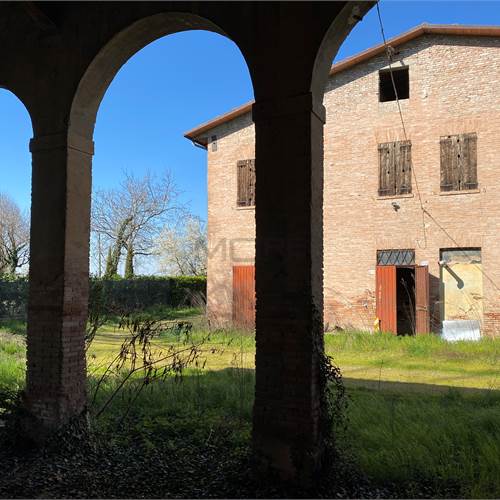 ED 2 - STALLA E FIENILE