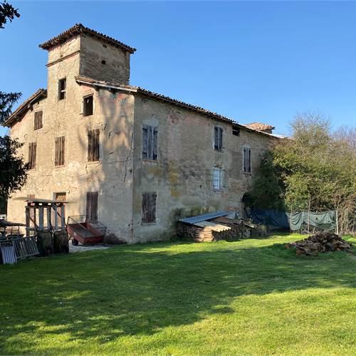 Edificio B - Rustico da Ristrutturare 720mq