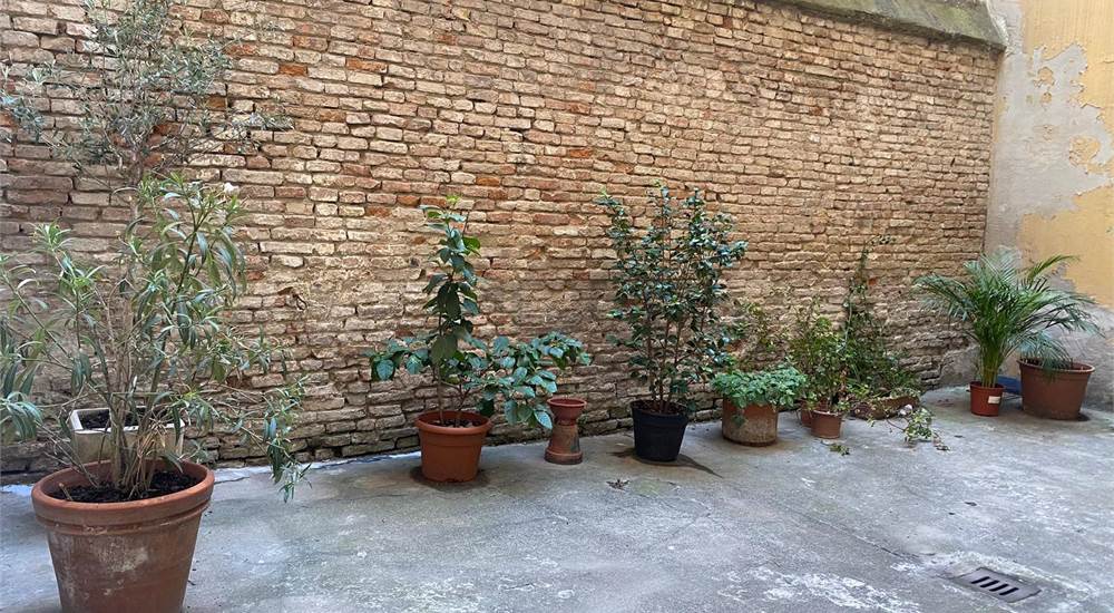Cortile interno zona cantine